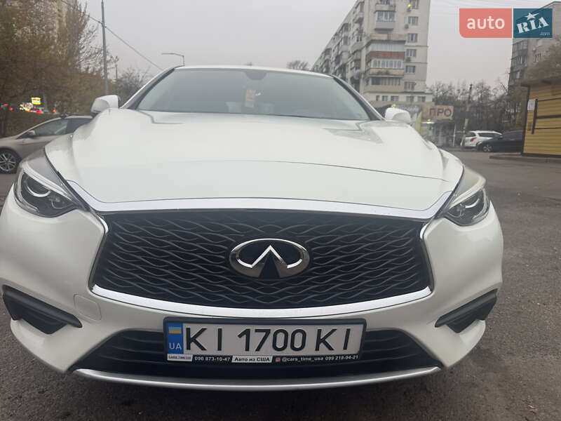 Внедорожник / Кроссовер Infiniti QX30 2017 в Киеве