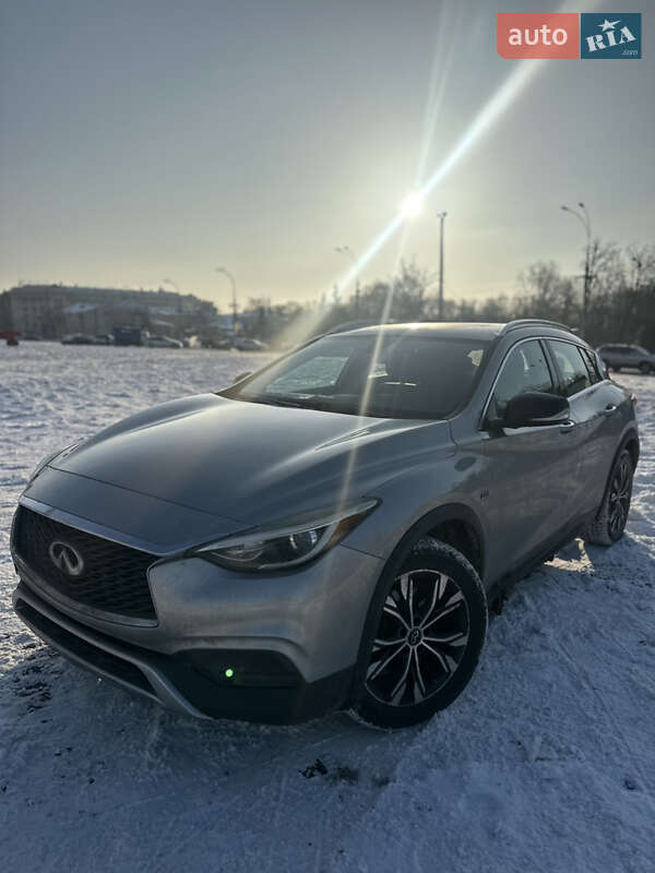Infiniti QX30 2017