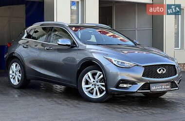 Внедорожник / Кроссовер Infiniti QX30 2016 в Николаеве