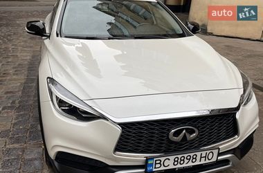 Позашляховик / Кросовер Infiniti QX30 2017 в Львові