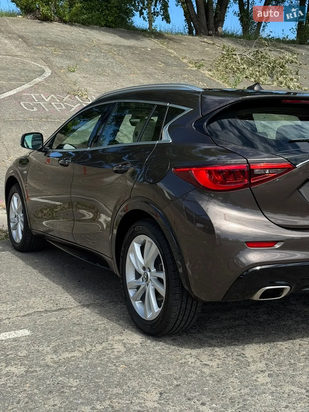 2019 Infiniti QX30 - мініатюра 6