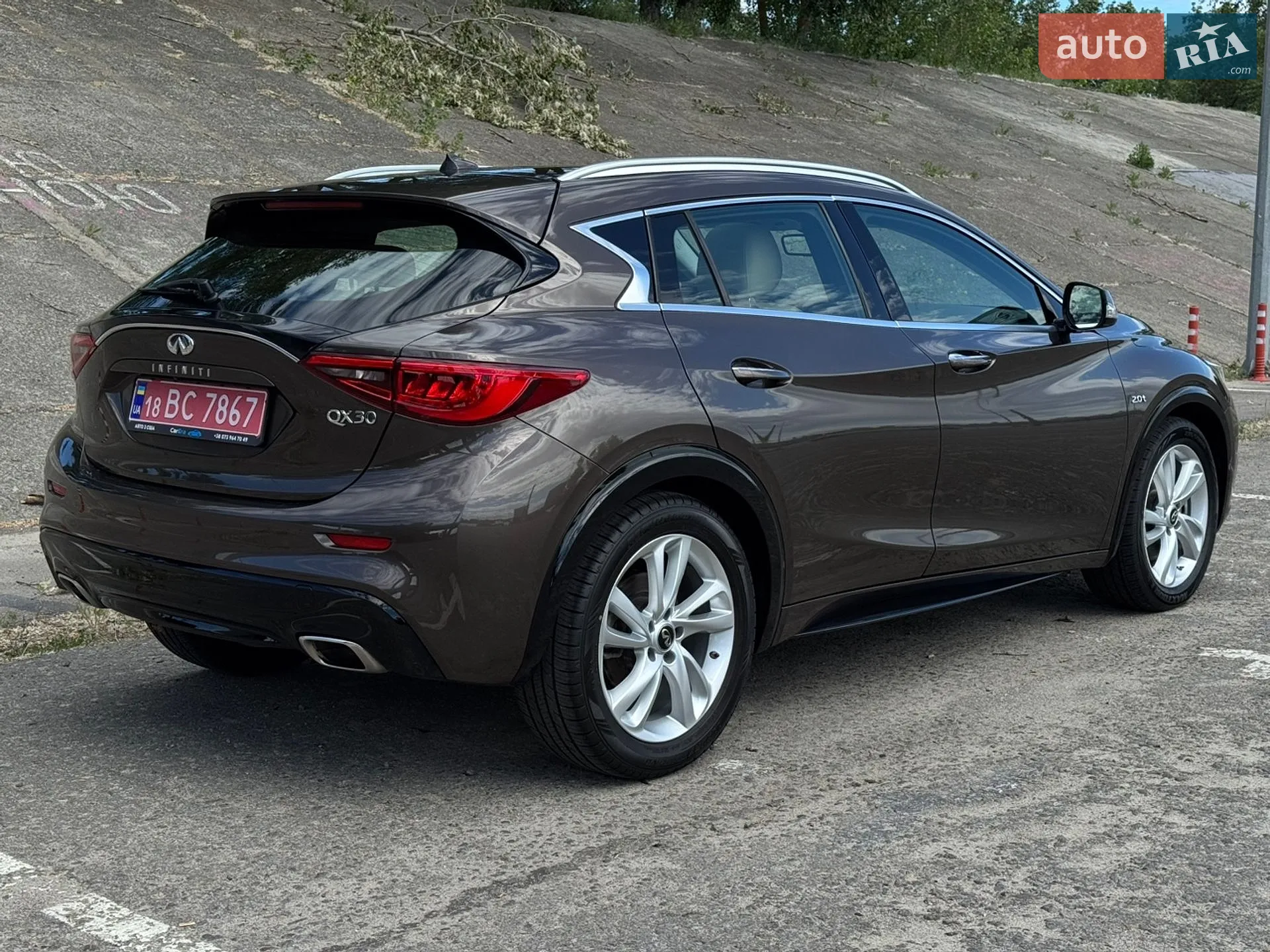 2019 Infiniti QX30 - мініатюра 18