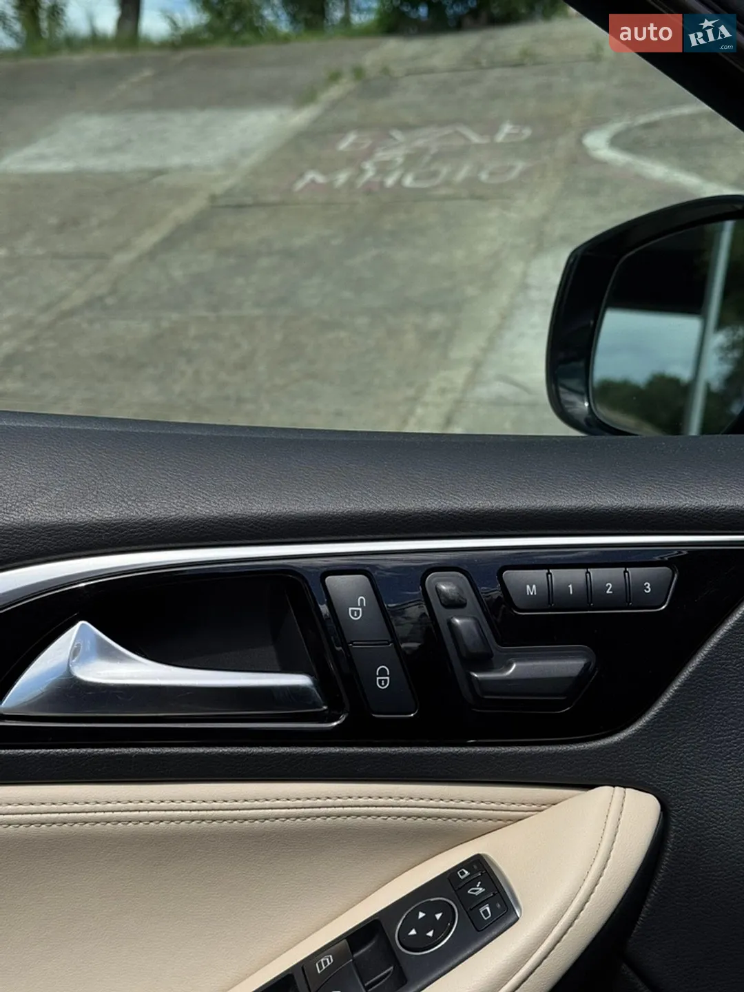 2019 Infiniti QX30 - мініатюра 20