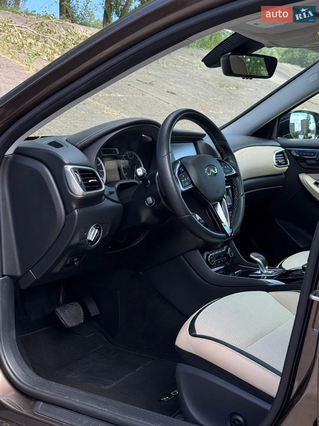 2019 Infiniti QX30 - мініатюра 22
