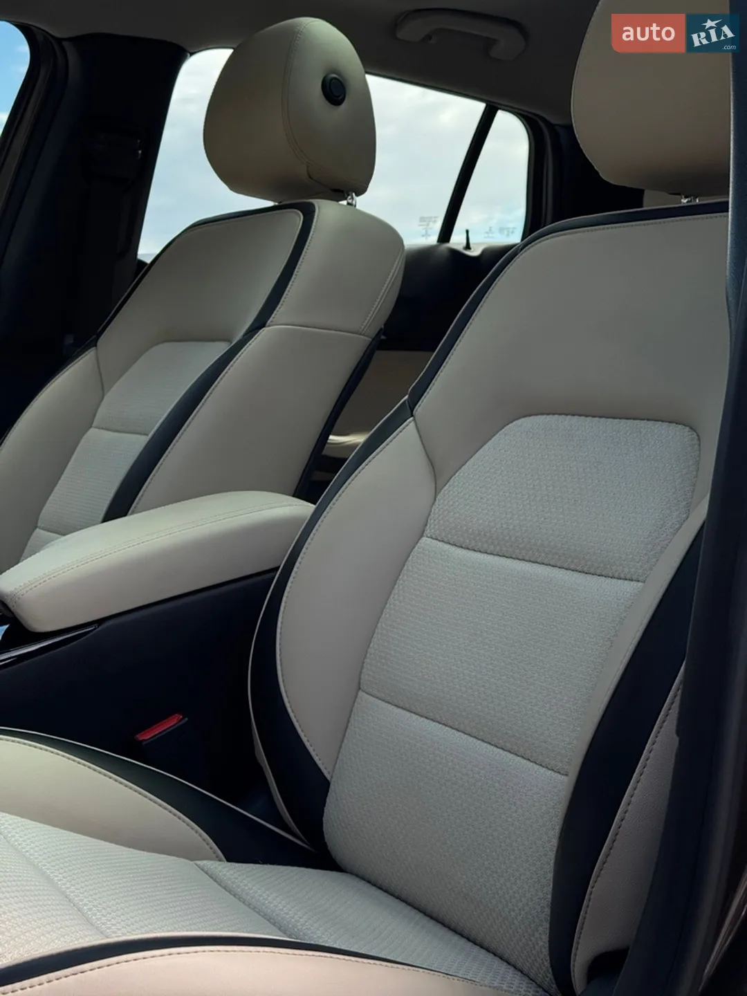 2019 Infiniti QX30 - мініатюра 24