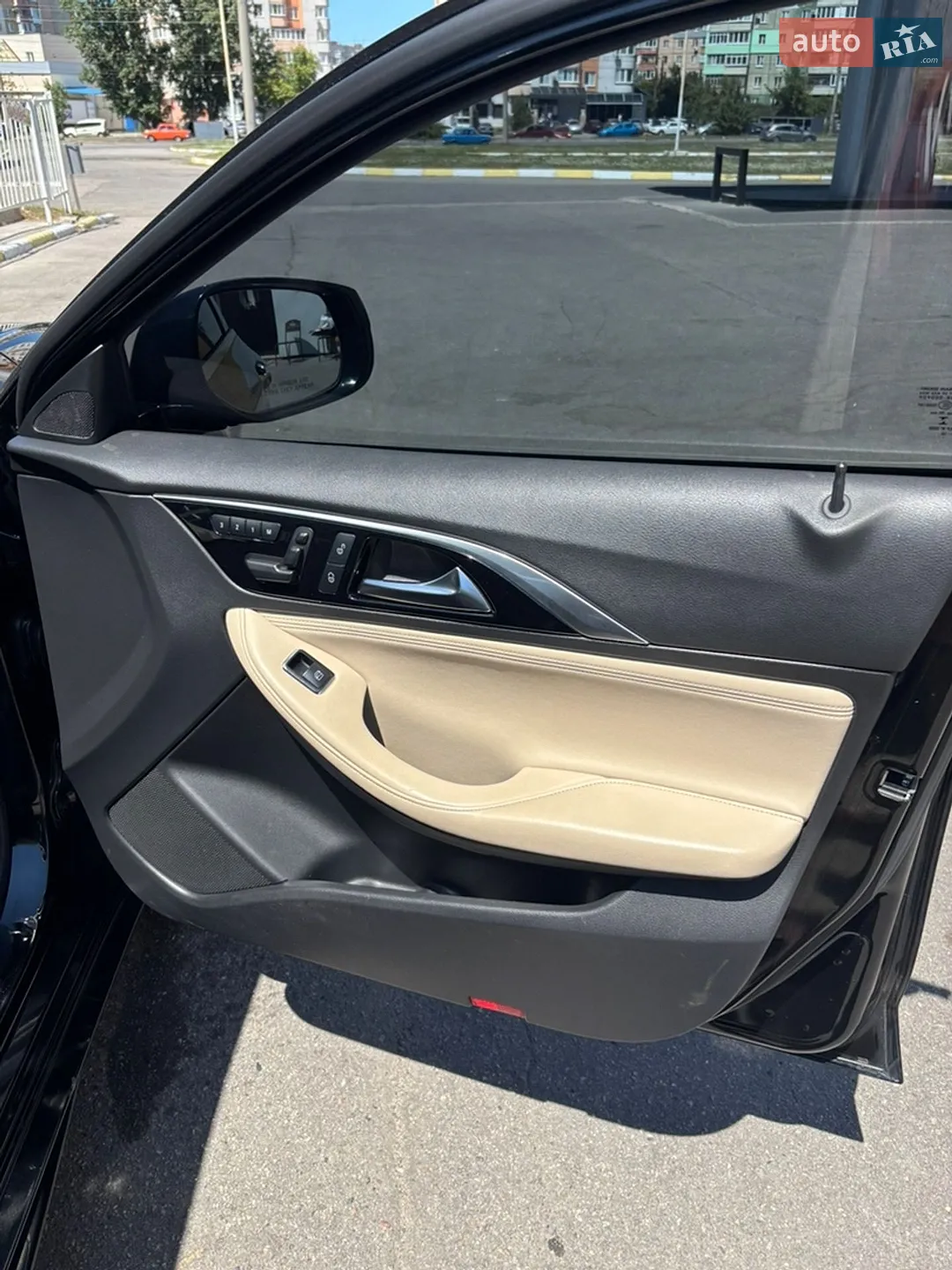 2018 Infiniti QX30 - мініатюра 17