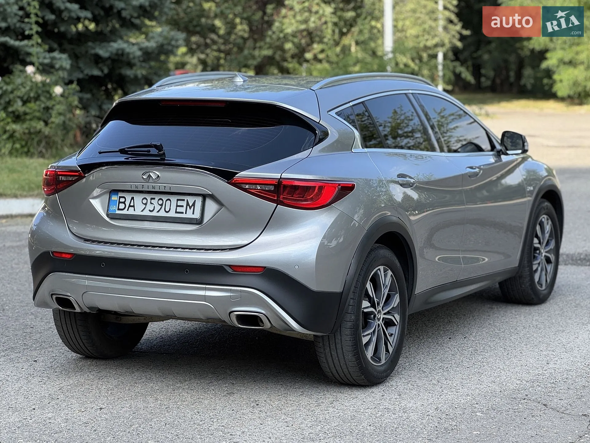 2016 Infiniti QX30 - мініатюра 4