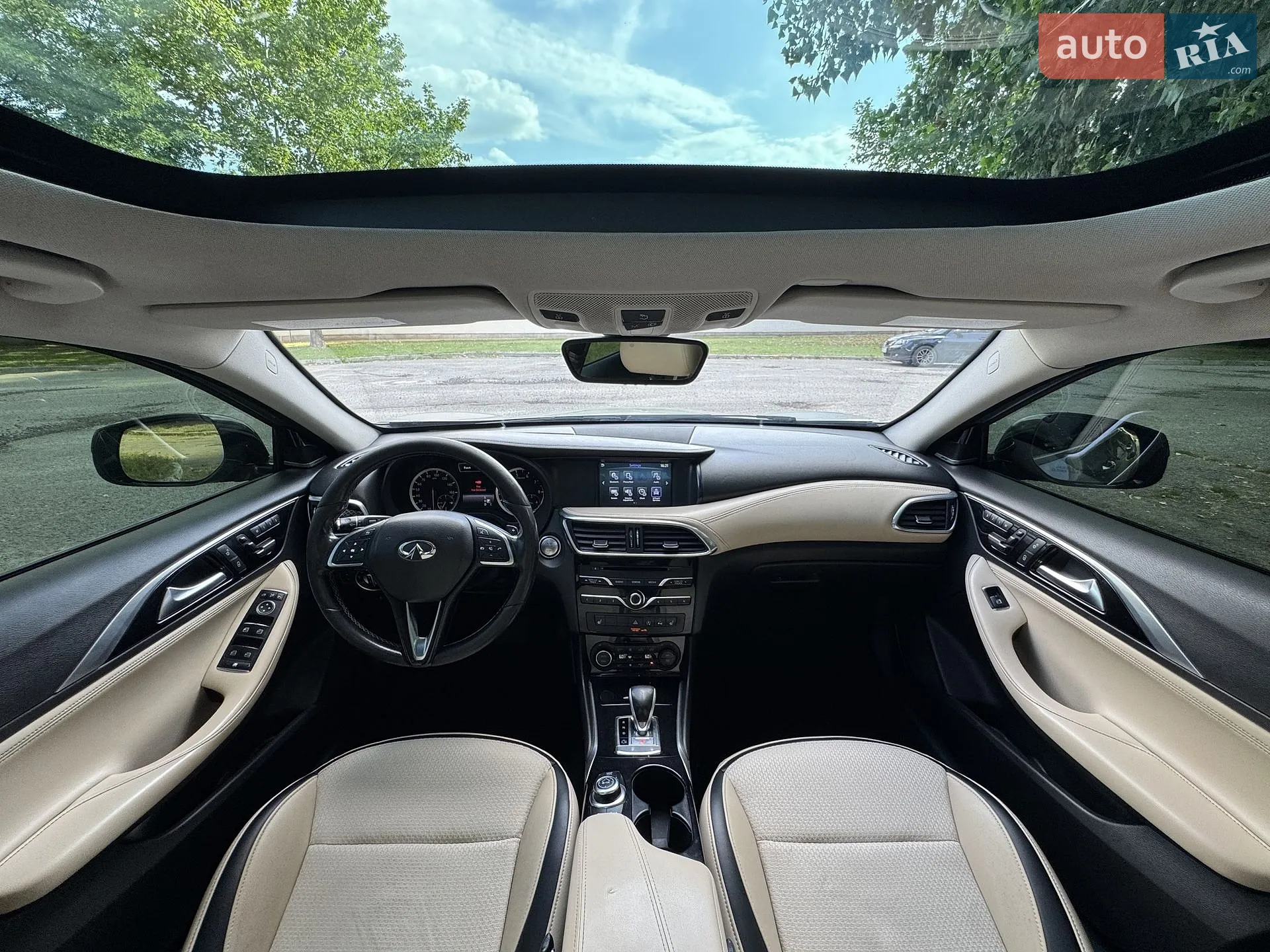 2016 Infiniti QX30 - мініатюра 15