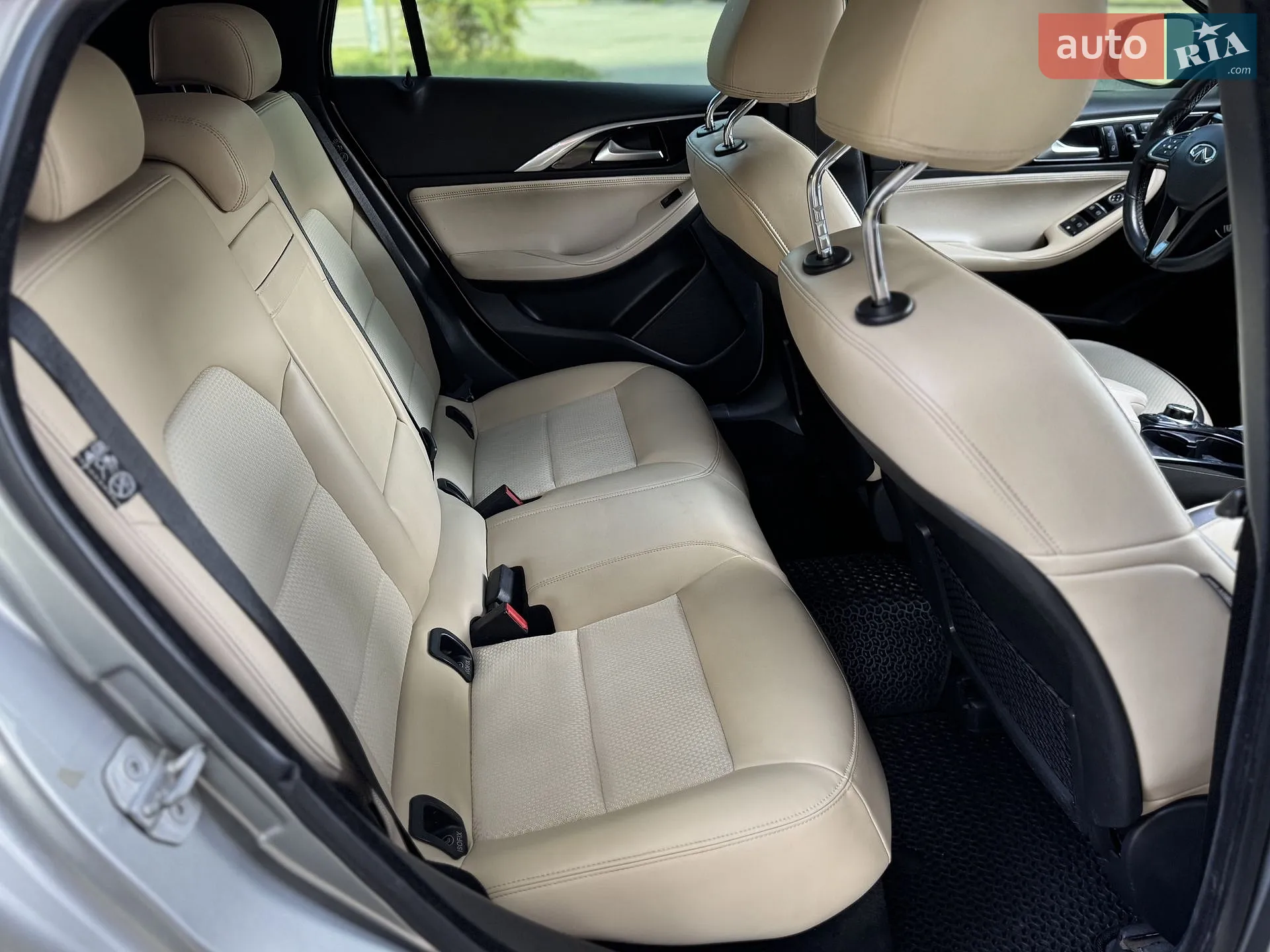 2016 Infiniti QX30 - мініатюра 37