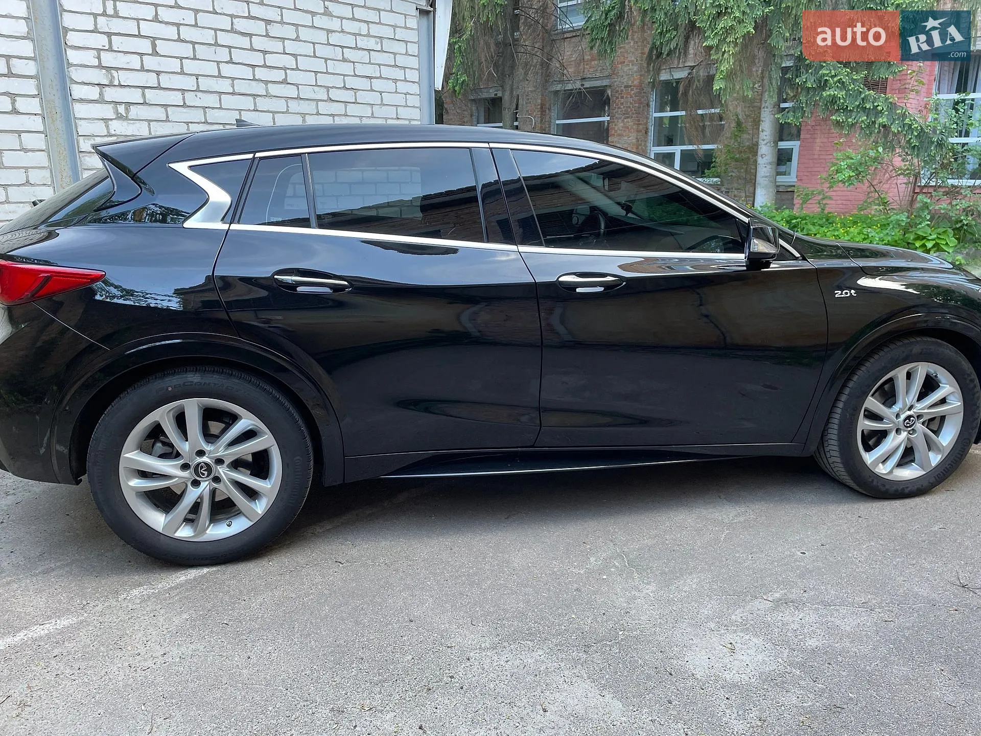 2017 Infiniti QX30 - мініатюра 9