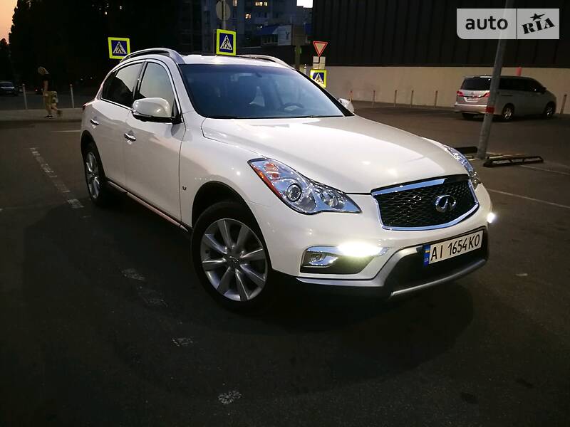 Позашляховик / Кросовер Infiniti QX50 2016 в Білій Церкві