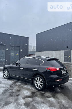 Infiniti QX50