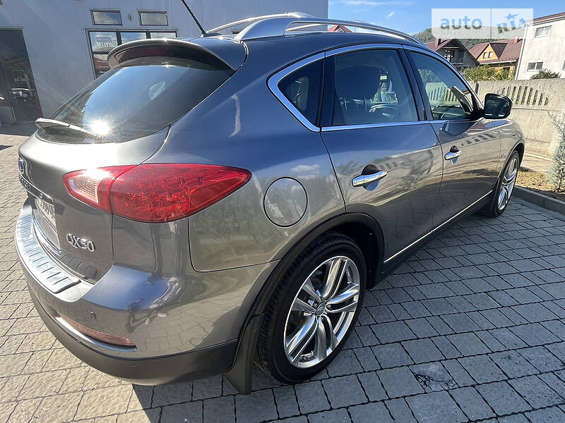 Позашляховик / Кросовер Infiniti QX50 2013 в Борисполі