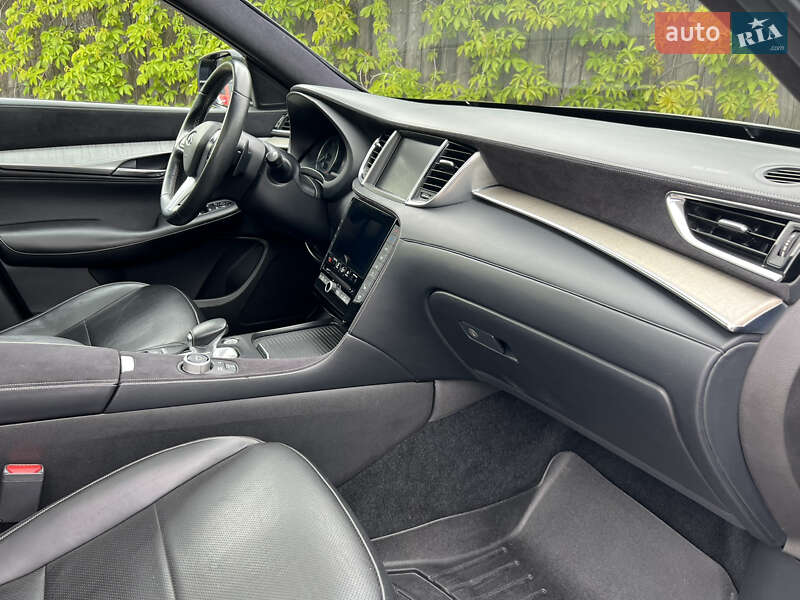 Внедорожник / Кроссовер Infiniti QX50 2018 в Днепре