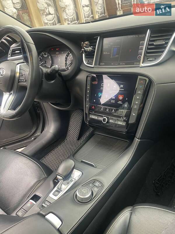 Внедорожник / Кроссовер Infiniti QX50 2018 в Черкассах