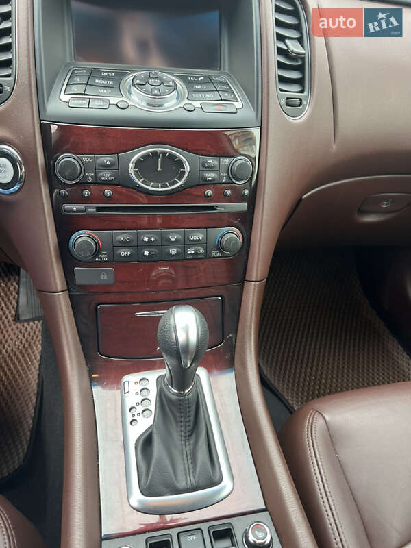 Внедорожник / Кроссовер Infiniti QX50 2017 в Киеве