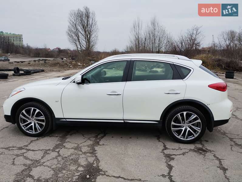 Внедорожник / Кроссовер Infiniti QX50 2017 в Ровно