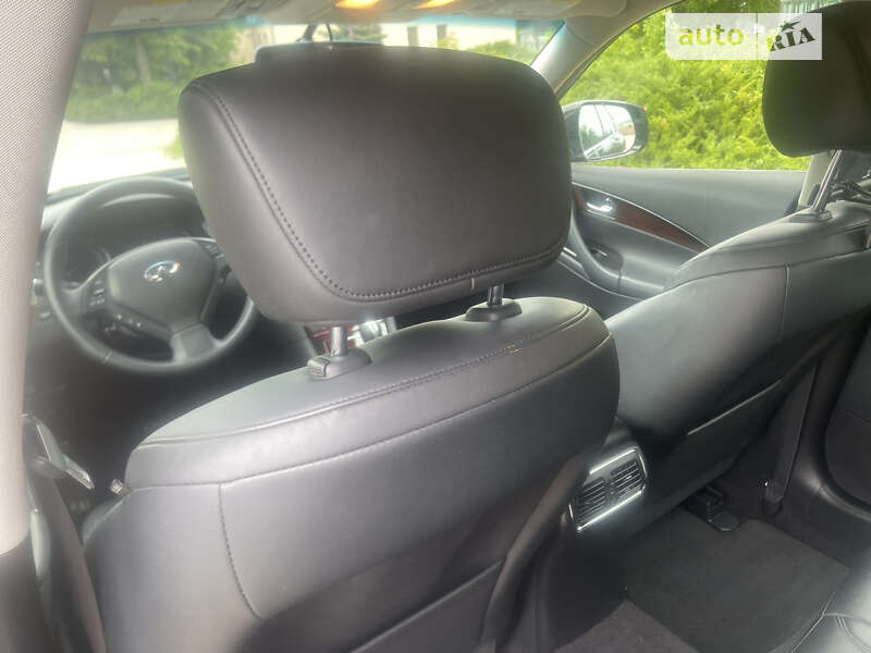 Внедорожник / Кроссовер Infiniti QX50 2017 в Белой Церкви