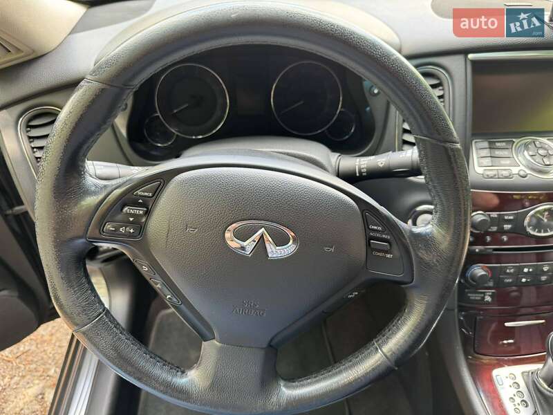 Внедорожник / Кроссовер Infiniti QX50 2015 в Харькове