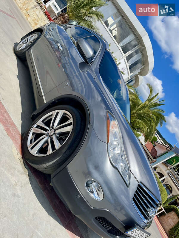 Позашляховик / Кросовер Infiniti QX50 2015 в Дніпрі