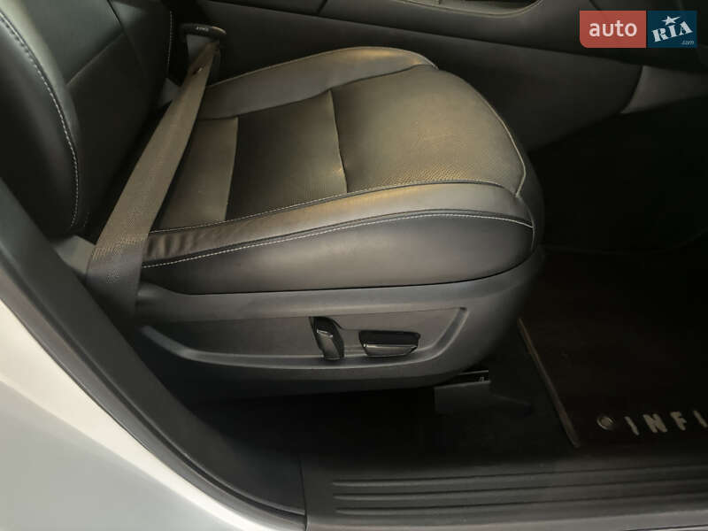 Позашляховик / Кросовер Infiniti QX50 2018 в Полтаві