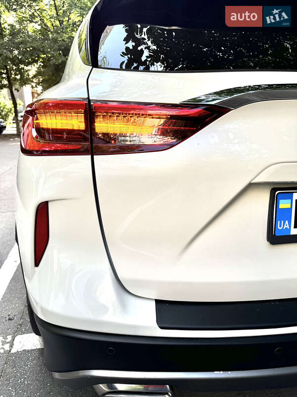 Внедорожник / Кроссовер Infiniti QX50 2020 в Киеве