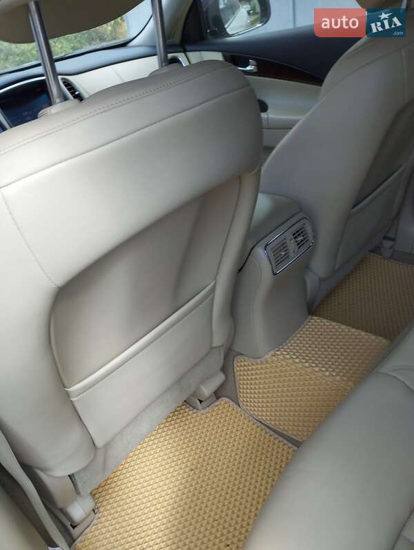 Внедорожник / Кроссовер Infiniti QX50 2017 в Киеве