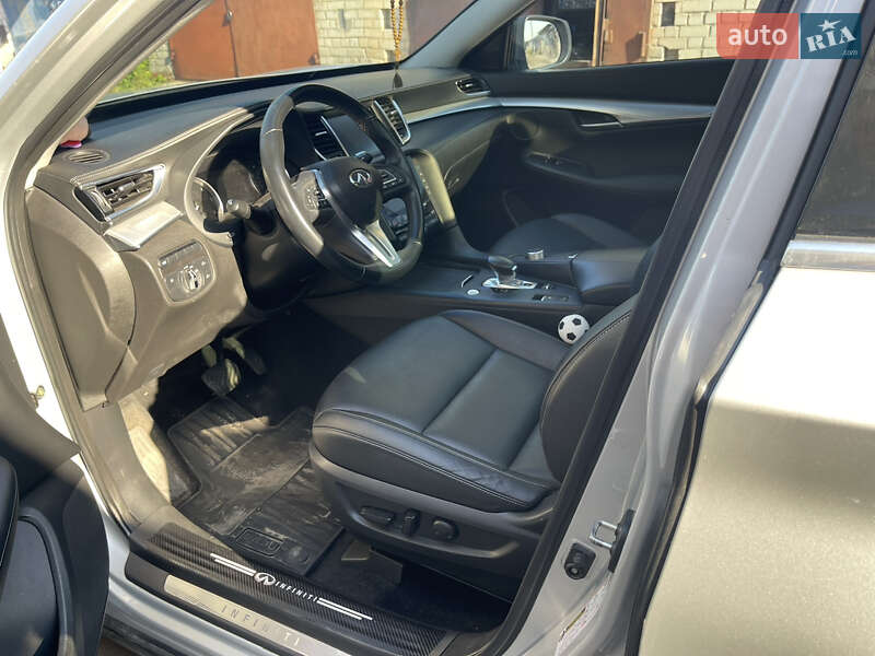 Внедорожник / Кроссовер Infiniti QX50 2019 в Киеве