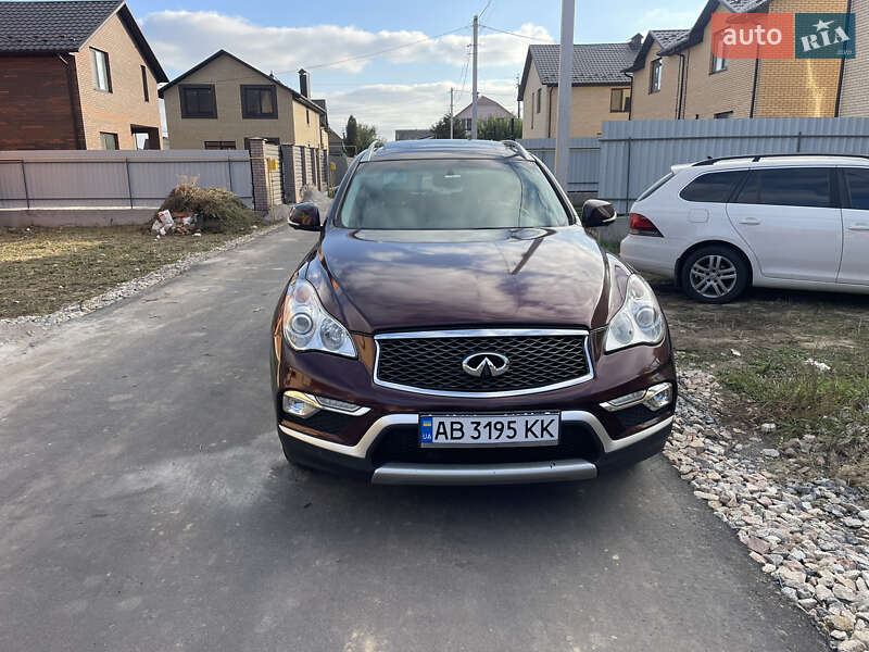 Позашляховик / Кросовер Infiniti QX50 2016 в Вінниці
