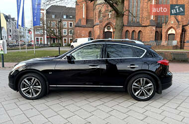 Внедорожник / Кроссовер Infiniti QX50 2014 в Львове