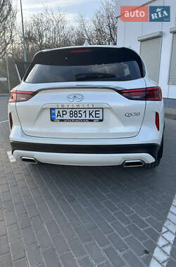 Позашляховик / Кросовер Infiniti QX50 2021 в 