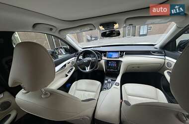 Внедорожник / Кроссовер Infiniti QX50 2018 в 