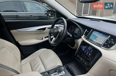 Внедорожник / Кроссовер Infiniti QX50 2018 в 