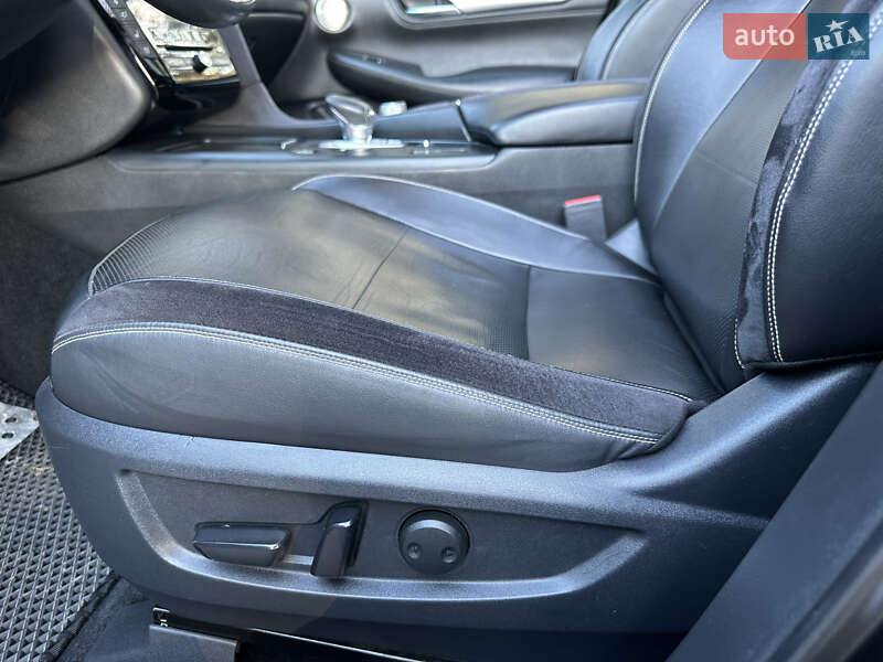 Внедорожник / Кроссовер Infiniti QX50 2018 в Полтаве