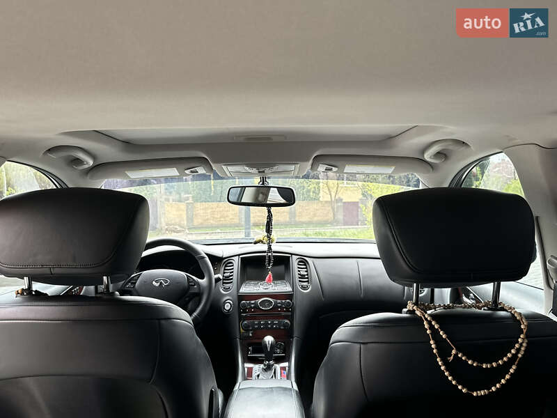 Внедорожник / Кроссовер Infiniti QX50 2017 в Виннице