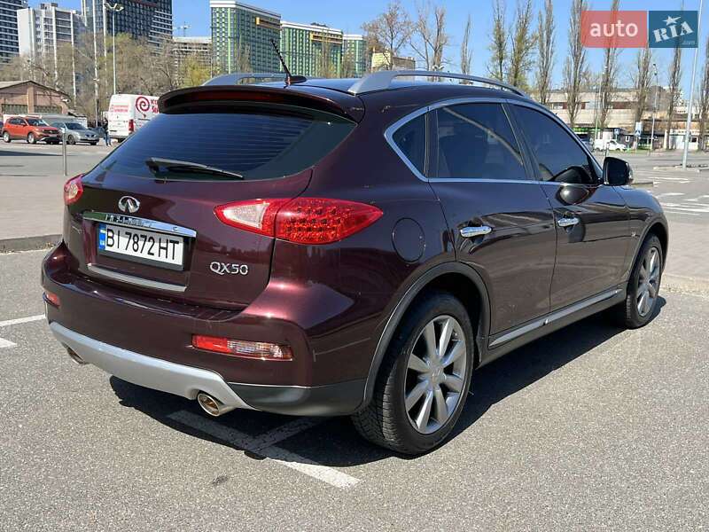Позашляховик / Кросовер Infiniti QX50 2017 в Києві