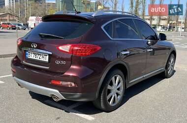 Внедорожник / Кроссовер Infiniti QX50 2017 в 