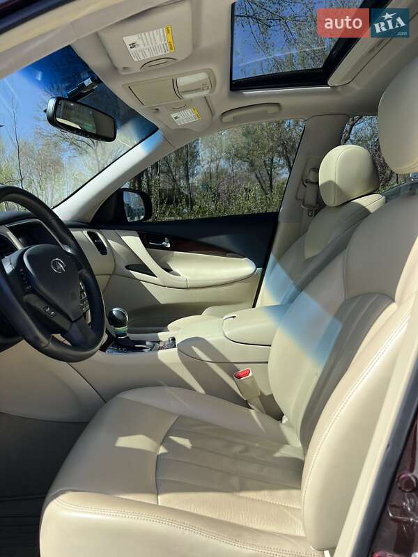 Позашляховик / Кросовер Infiniti QX50 2017 в Києві