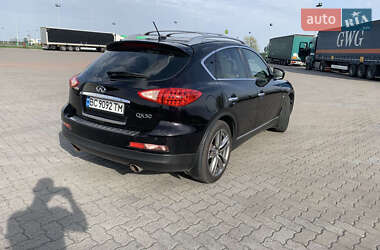 Внедорожник / Кроссовер Infiniti QX50 2014 в 