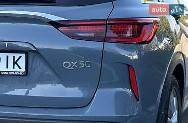 Внедорожник / Кроссовер Infiniti QX50 2022 в 