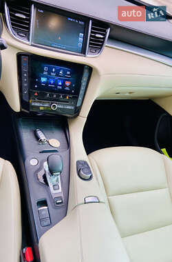 Внедорожник / Кроссовер Infiniti QX50 2019 в 