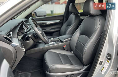 Позашляховик / Кросовер Infiniti QX50 2020 в 