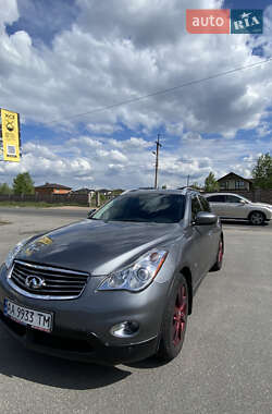 Внедорожник / Кроссовер Infiniti QX50 2015 в Киеве