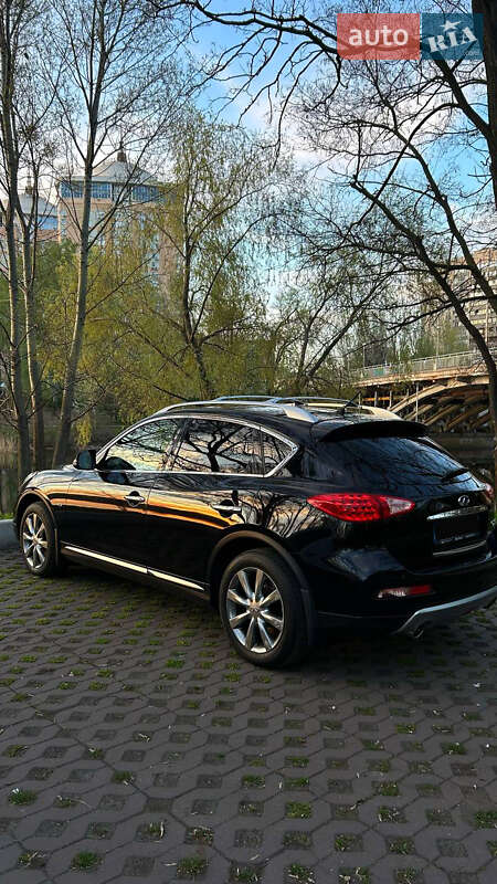 Внедорожник / Кроссовер Infiniti QX50 2016 в Киеве