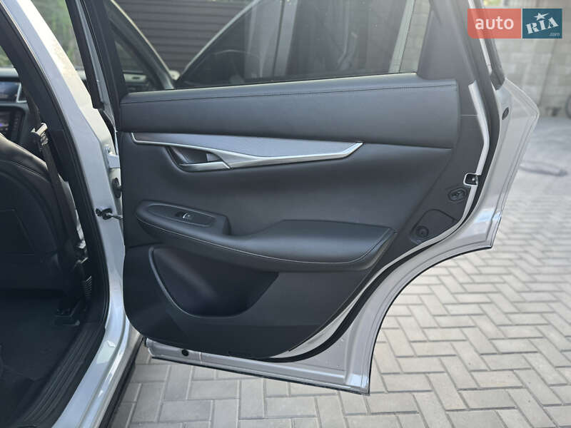 Позашляховик / Кросовер Infiniti QX50 2020 в Кам'янському