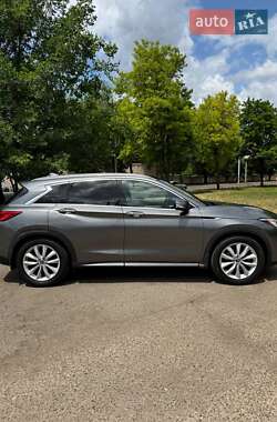 Внедорожник / Кроссовер Infiniti QX50 2018 в 