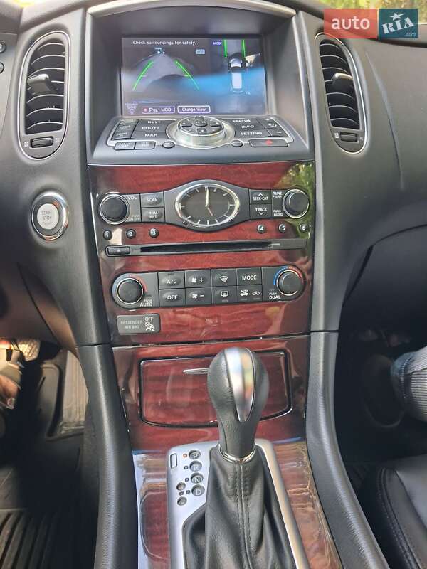 Внедорожник / Кроссовер Infiniti QX50 2017 в Запорожье