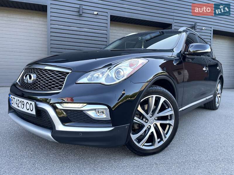 Позашляховик / Кросовер Infiniti QX50 2016 в Харкові