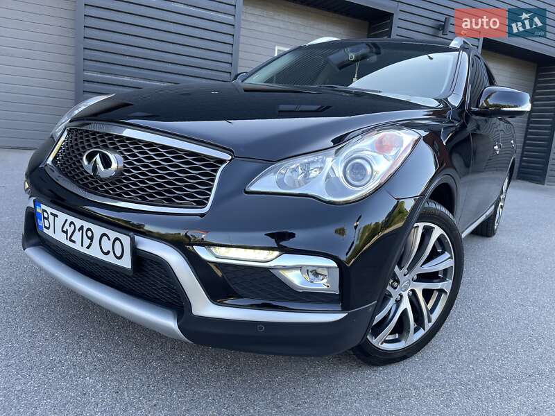 Позашляховик / Кросовер Infiniti QX50 2016 в Харкові