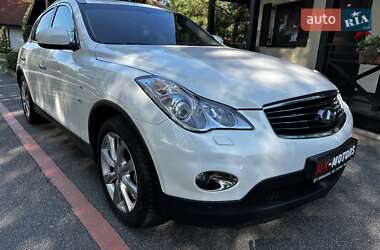 Позашляховик / Кросовер Infiniti QX50 2014 в Києві